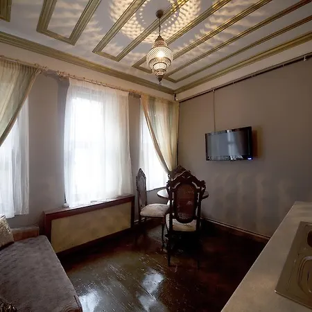 Palation House