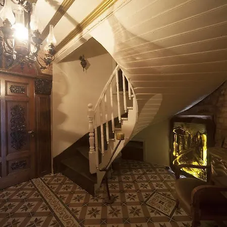 Palation House מלון דירות